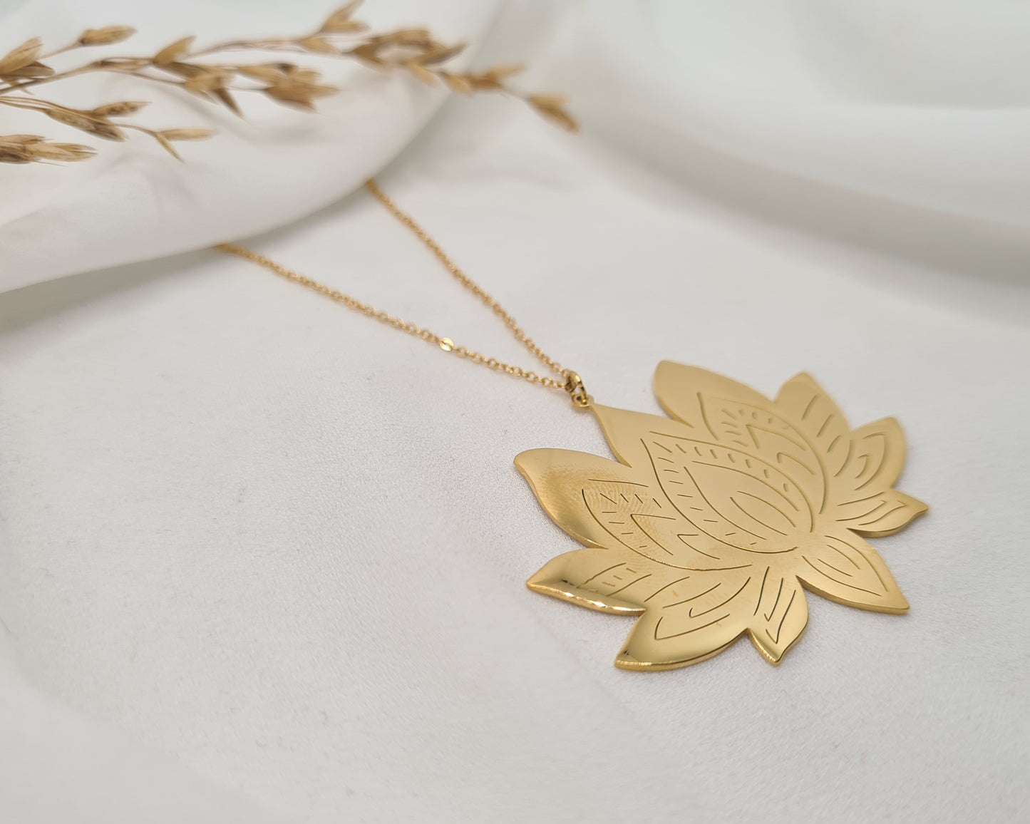 Sautoir LOTUS
