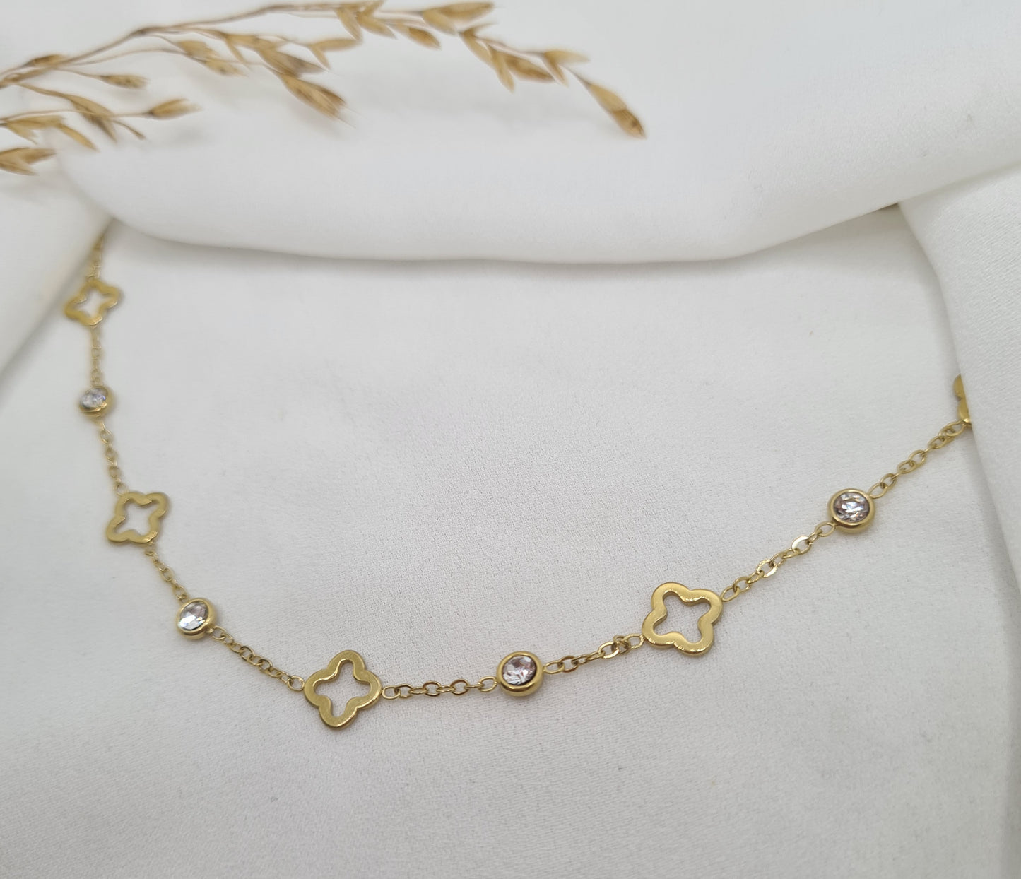 Collier EVE