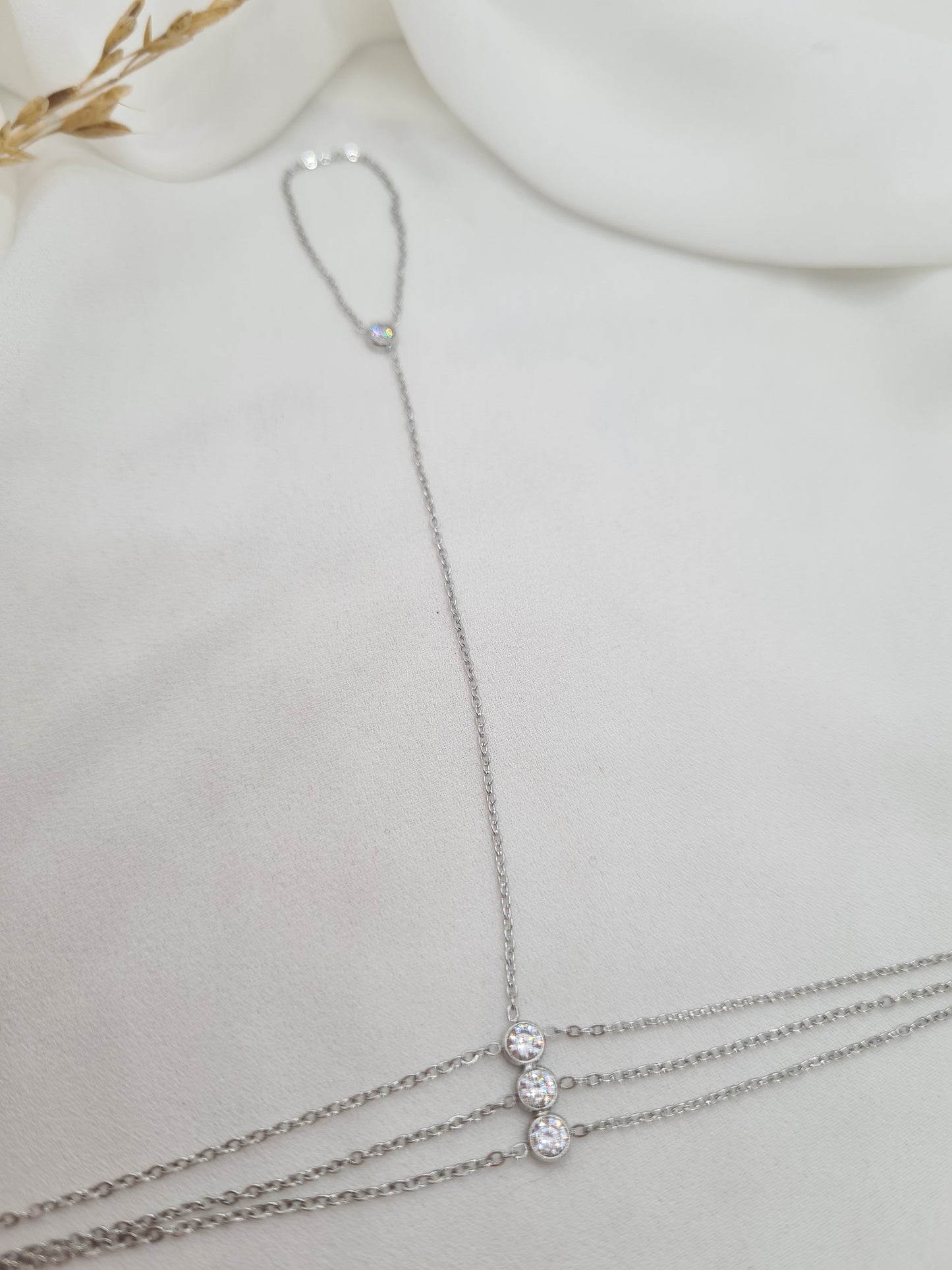 Chaine de main CAMELIA