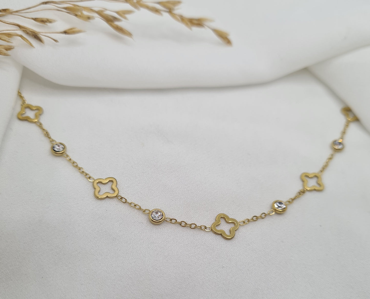 Collier EVE