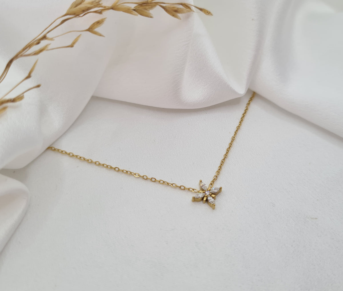 Collier CHLOE