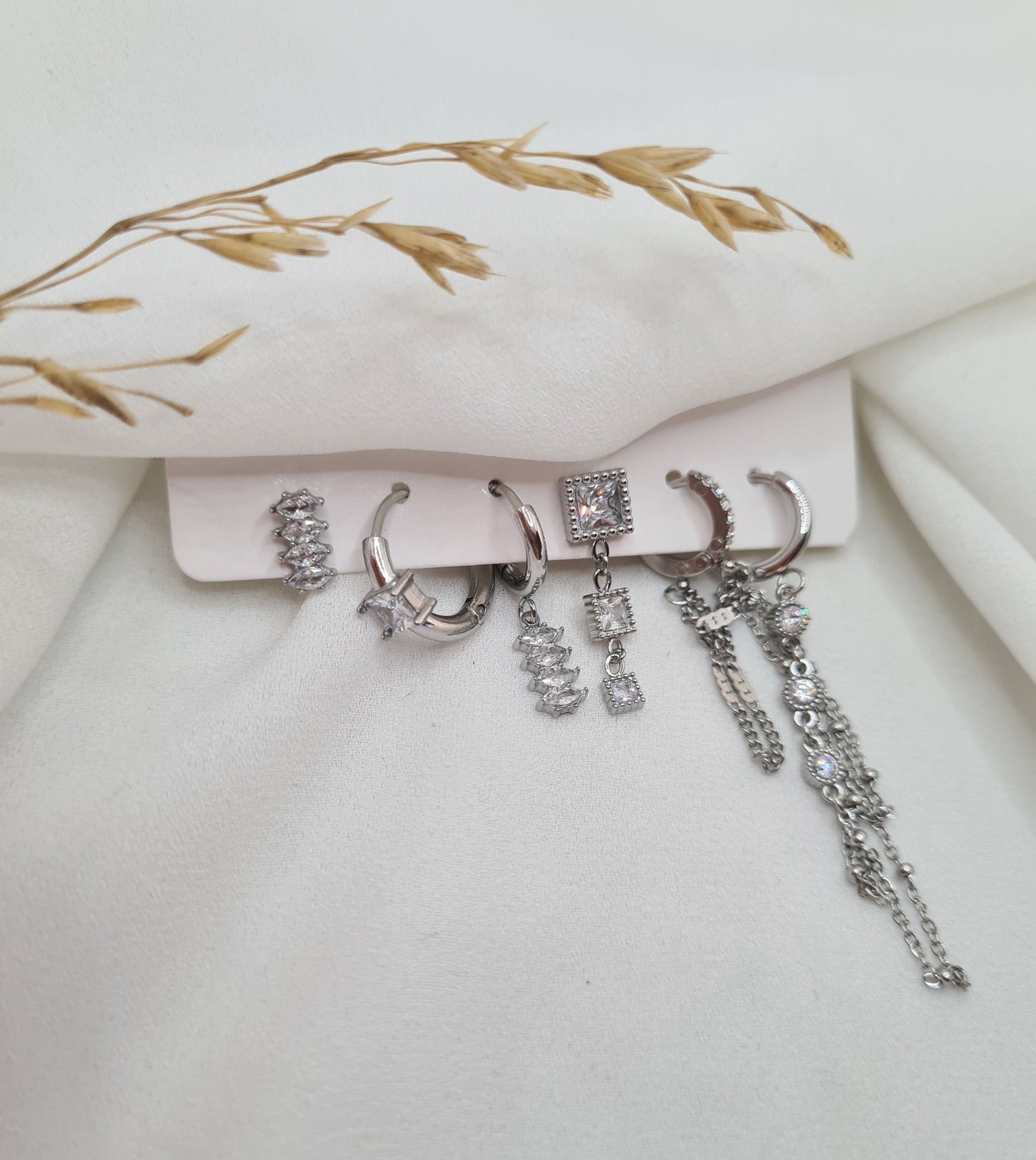 Lot de 6 boucles d'oreilles ANDREA